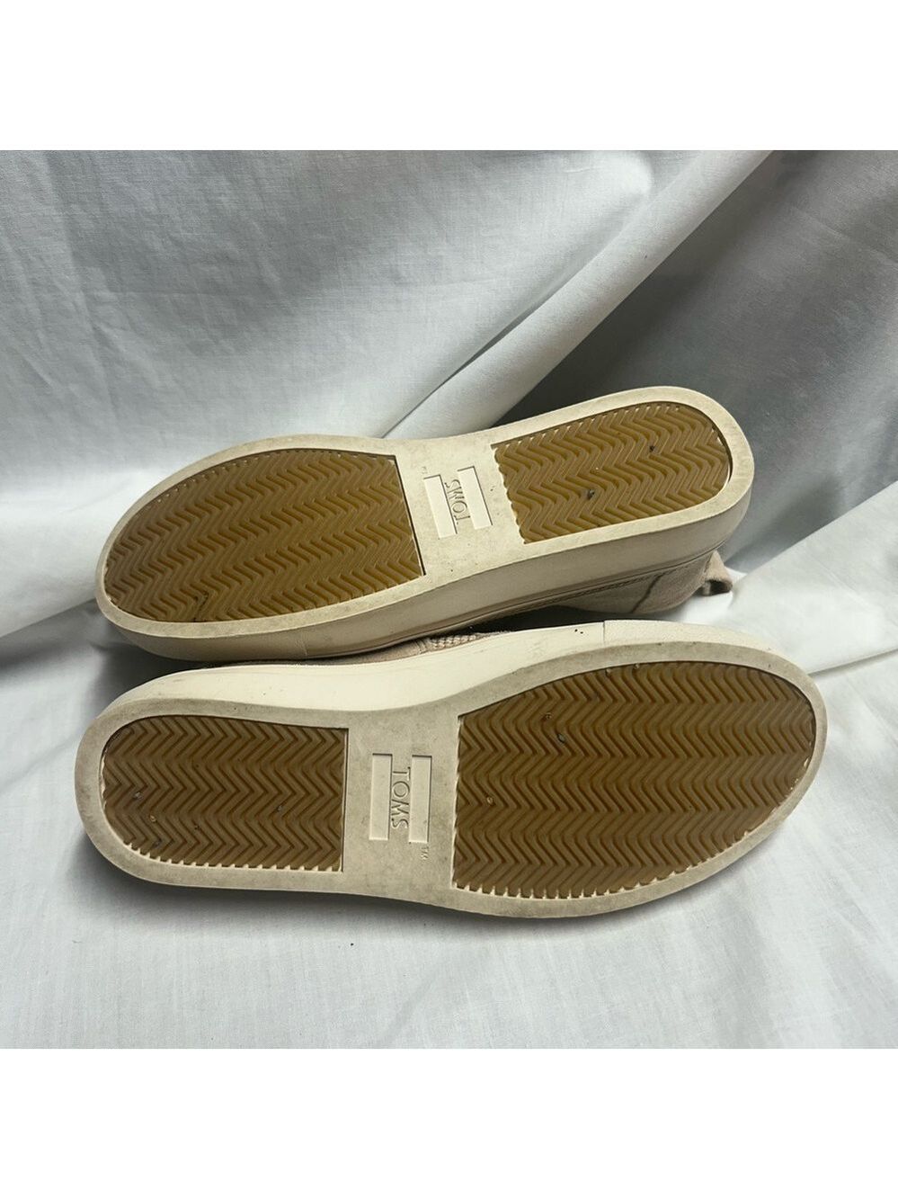 Toms Womens Bryce Beige Suede Slip On Shooties Shoes 6 - Picture 8 of 12